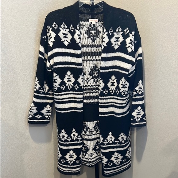 Knox Rose Sweaters - Knox Rose Black and White Cardigan Sweater